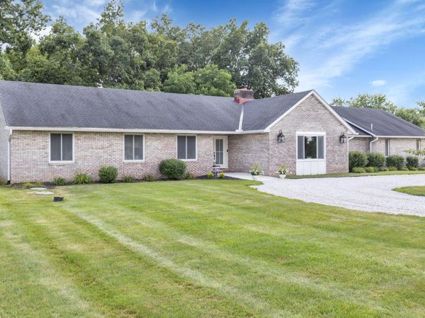 5531 SR 752, Ashville, OH 43103