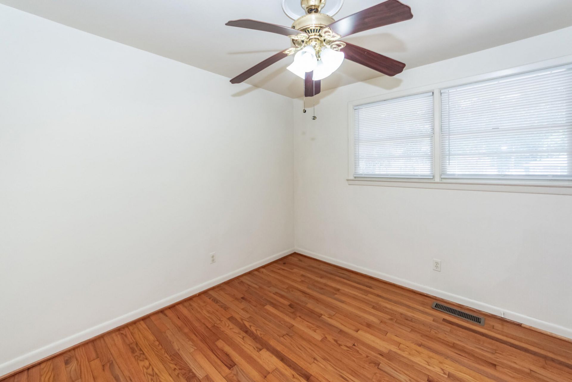 453 Wade Hampton Drive Photo 18