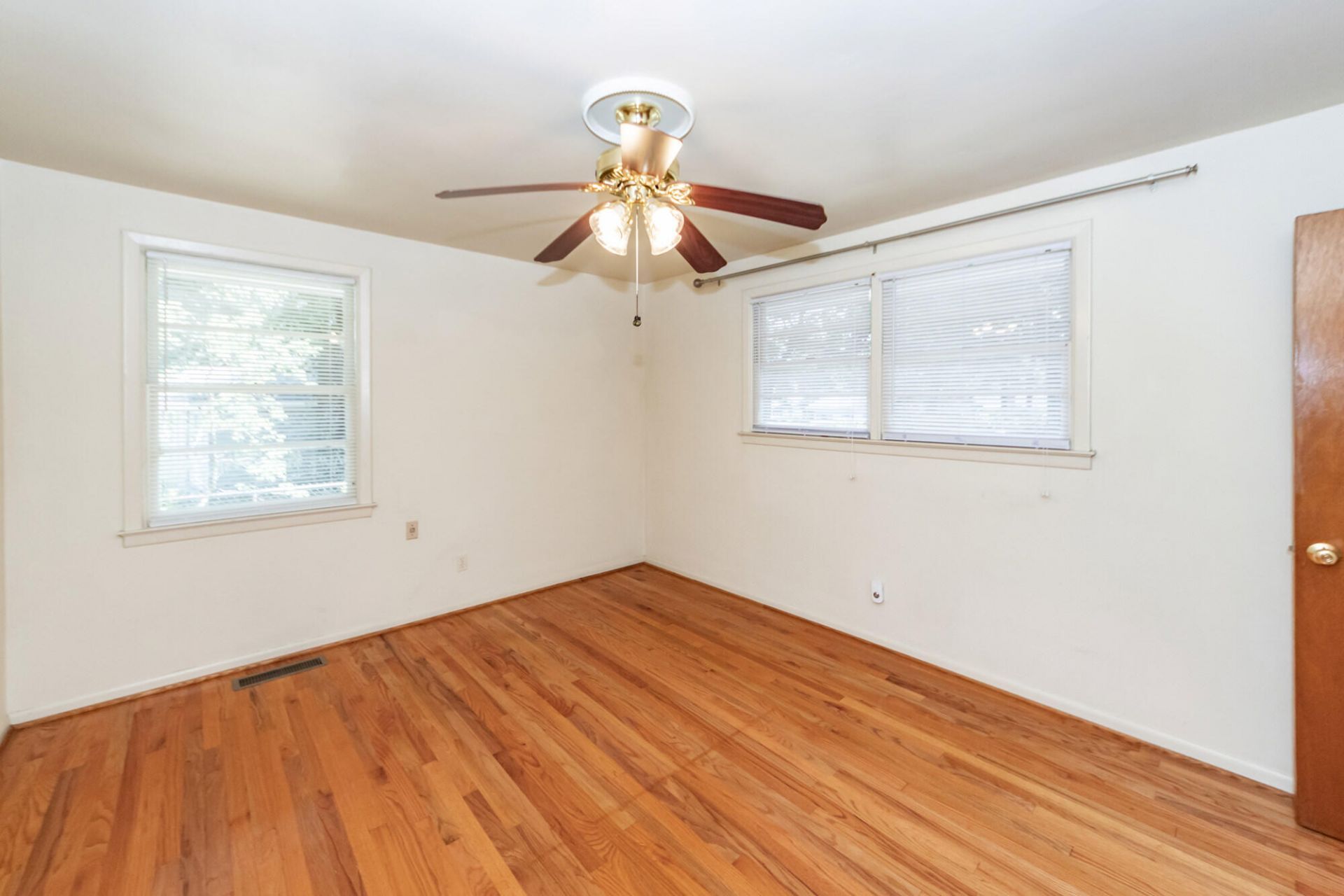 453 Wade Hampton Drive Photo 24