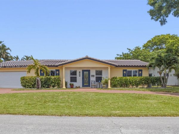 3650 NW 17th Ter, Oakland Park, FL 33309
