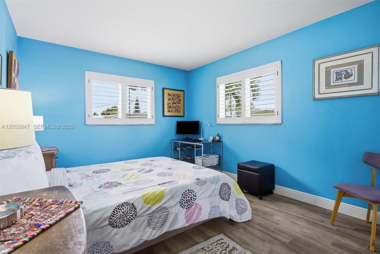 3650 NW 17th Ter, Oakland Park, FL 33309 Photo