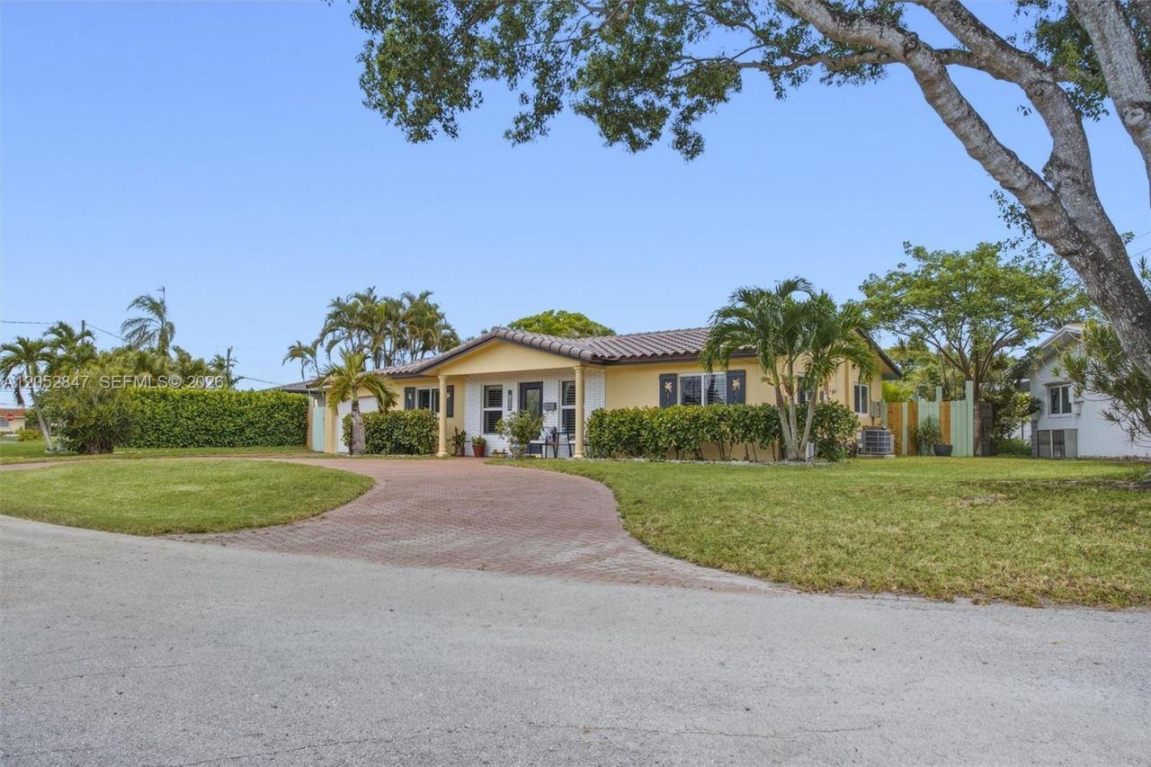 3650 NW 17th Ter, Oakland Park, FL 33309 Photo