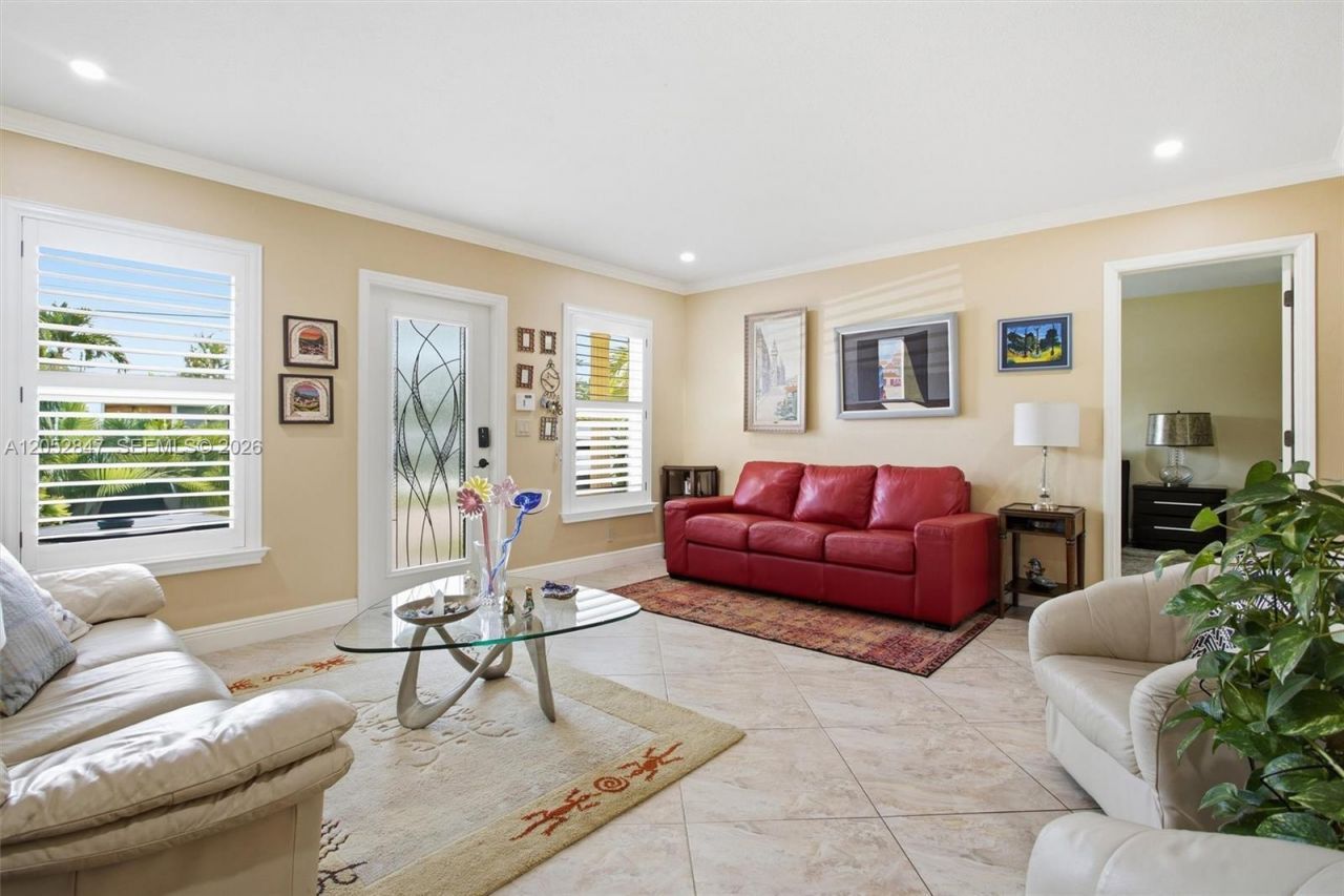 3650 NW 17th Ter, Oakland Park, FL 33309 Photo