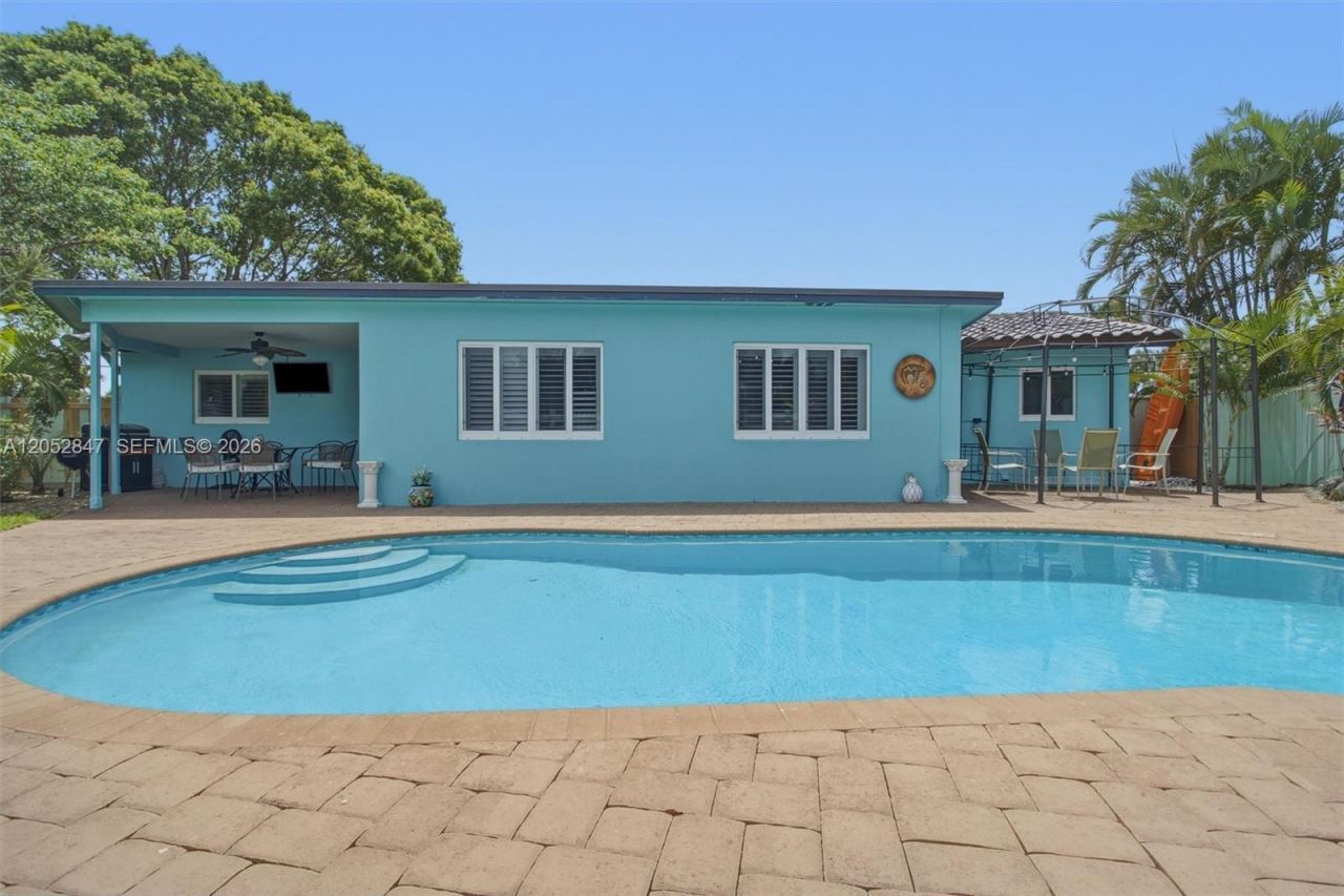 3650 NW 17th Ter, Oakland Park, FL 33309 Photo