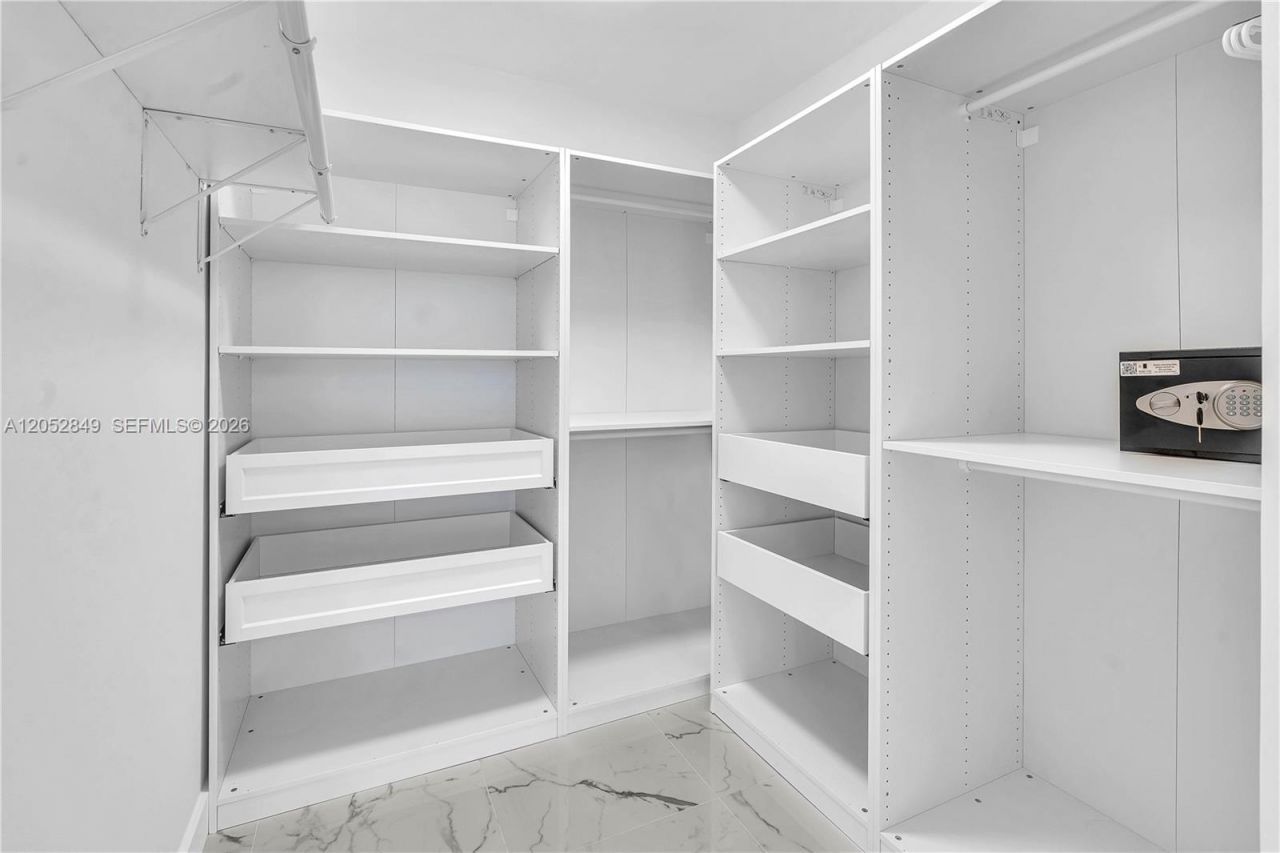 17375 Collins Ave, Unit 1703, Sunny Isles Beach, FL 33160 Photo