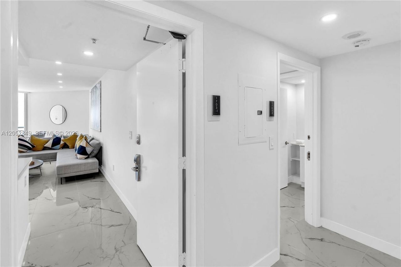17375 Collins Ave, Unit 1703, Sunny Isles Beach, FL 33160 Photo