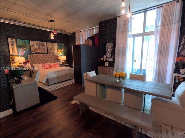 2100 Van Buren St, Unit 222, Hollywood, FL 33020