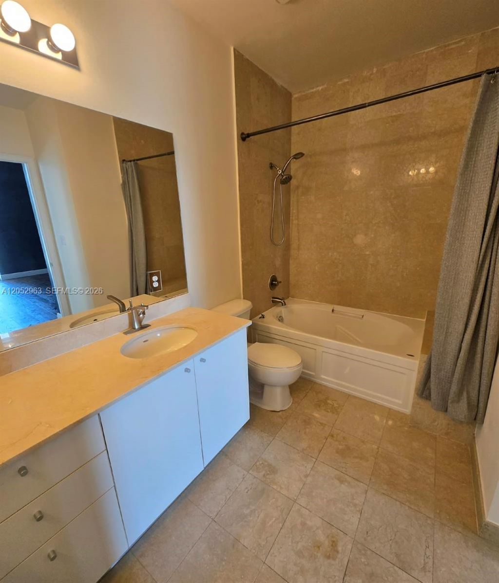 2100 Van Buren St, Unit 222, Hollywood, FL 33020 Photo