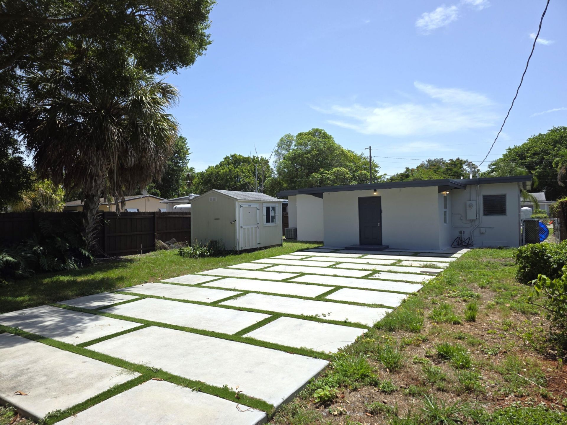 1220 NE 1st Avenue, Fort Lauderdale, FL 33304 Photo
