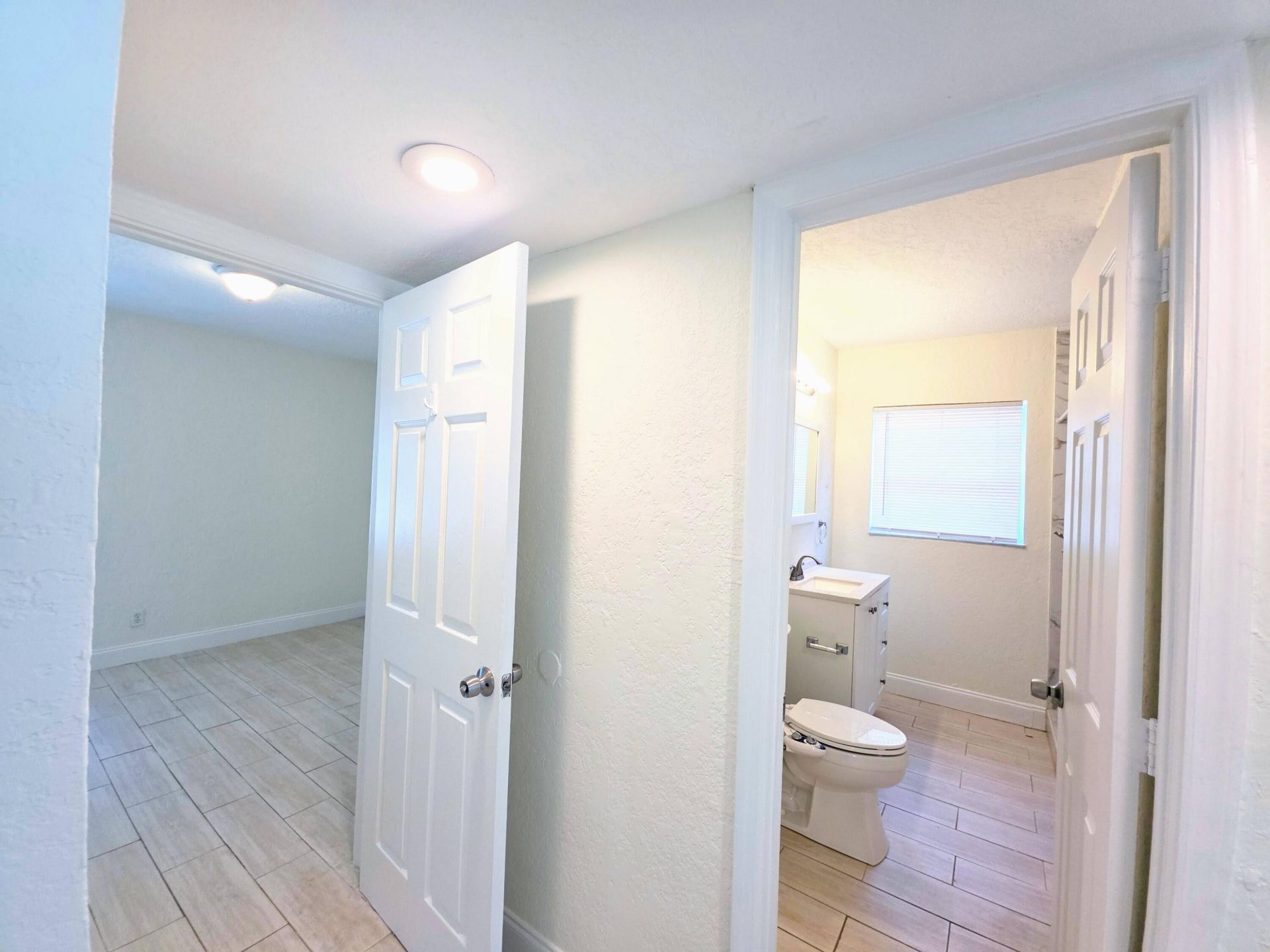1220 NE 1st Avenue, Fort Lauderdale, FL 33304 Photo