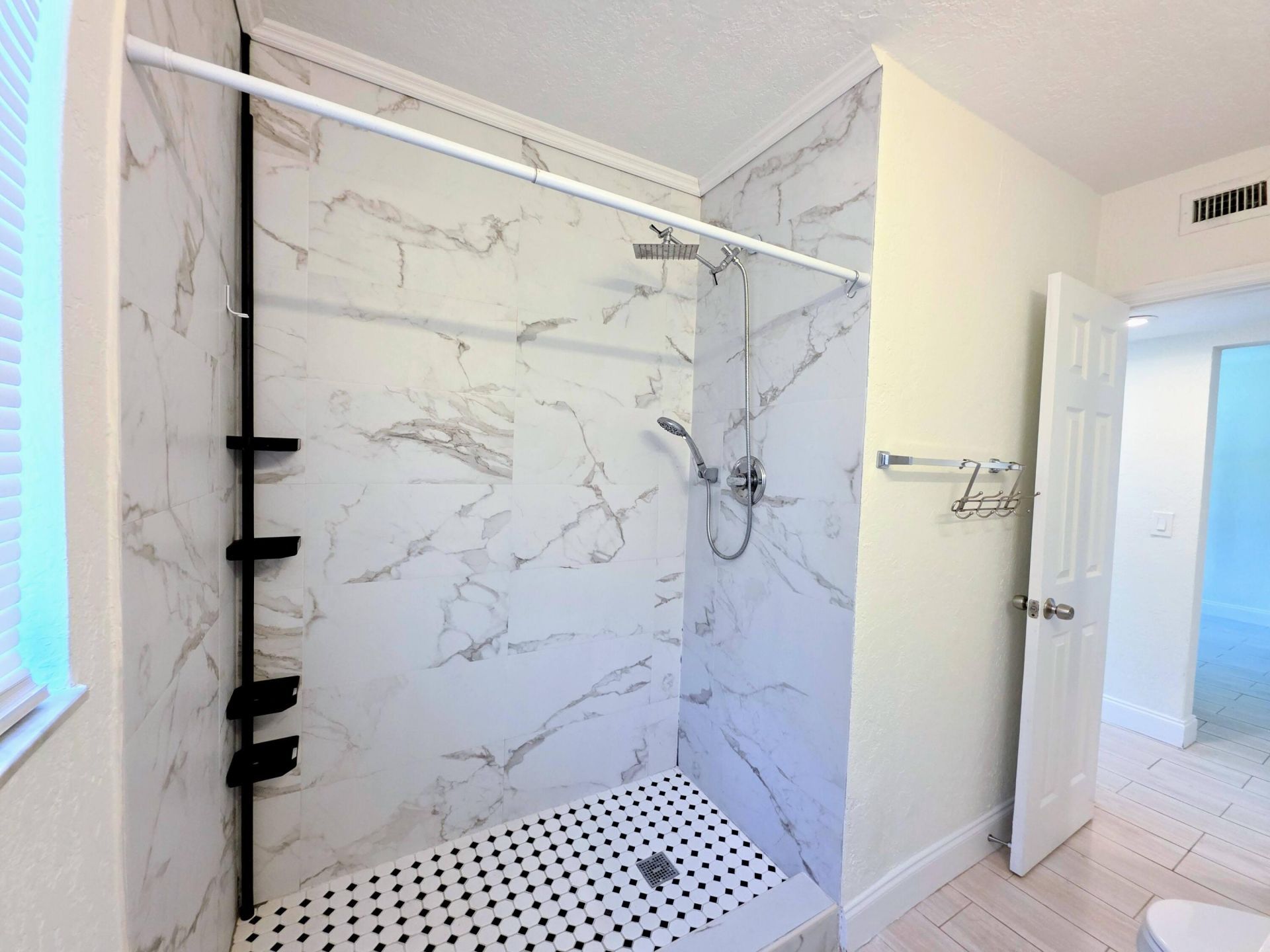 1220 NE 1st Avenue, Fort Lauderdale, FL 33304 Photo