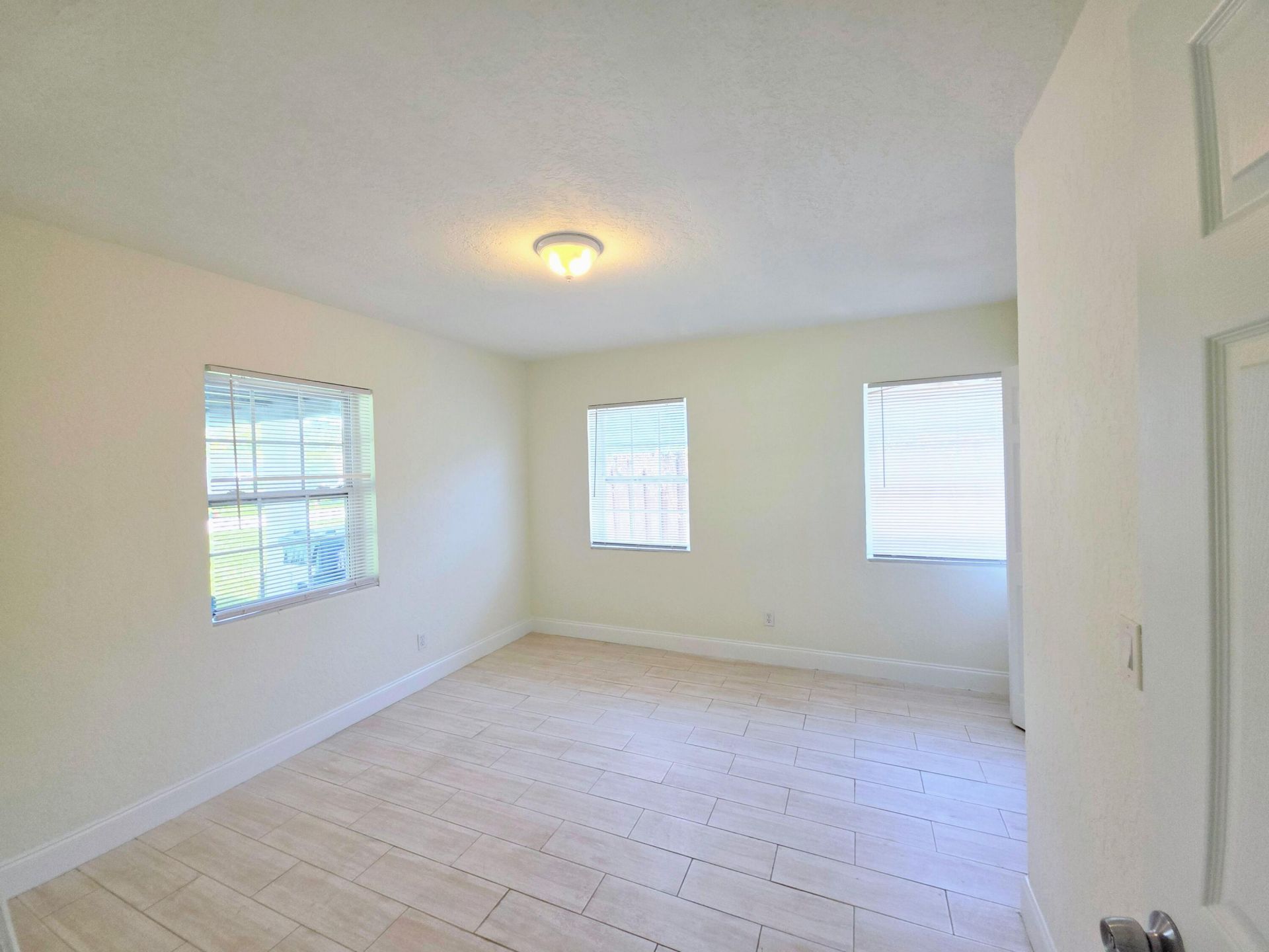 1220 NE 1st Avenue, Fort Lauderdale, FL 33304 Photo