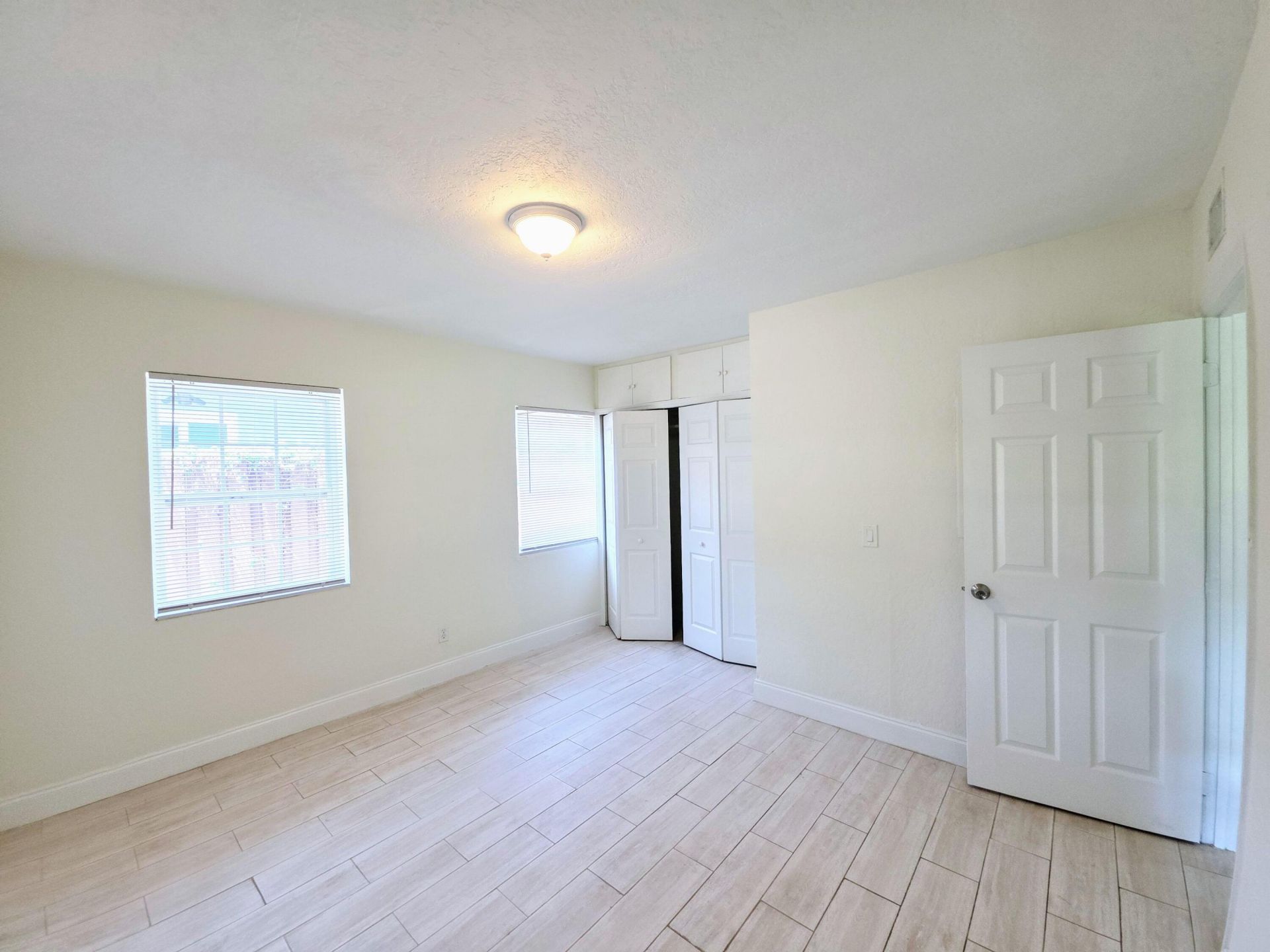 1220 NE 1st Avenue, Fort Lauderdale, FL 33304 Photo