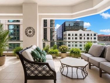 2300 WOLF Street , Unit 5D, Dallas, TX 75201