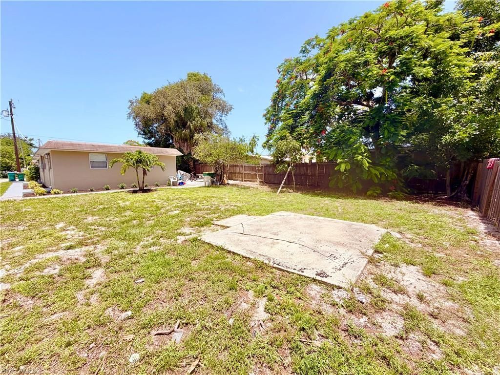 2485 Bayside St , Naples, FL 34112 Photo