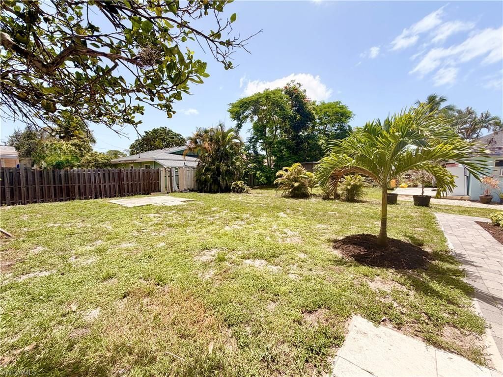2485 Bayside St , Naples, FL 34112 Photo