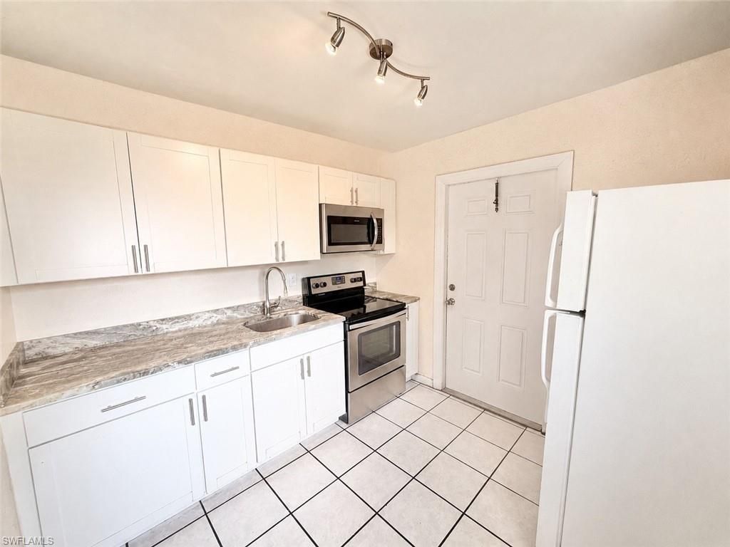 2485 Bayside St , Naples, FL 34112 Photo
