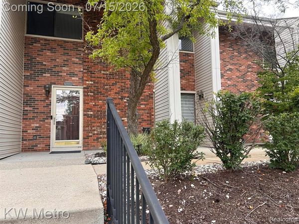 6168 Palomino Court, West Bloomfield Twp, MI 48322