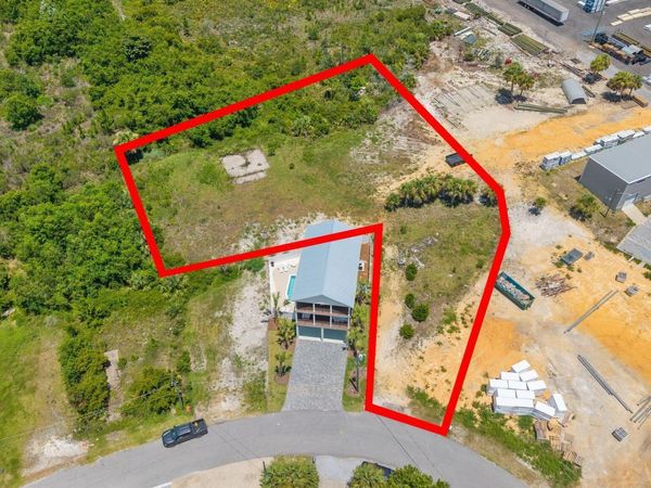 106 N 32nd Street, Mexico Beach, FL 32456