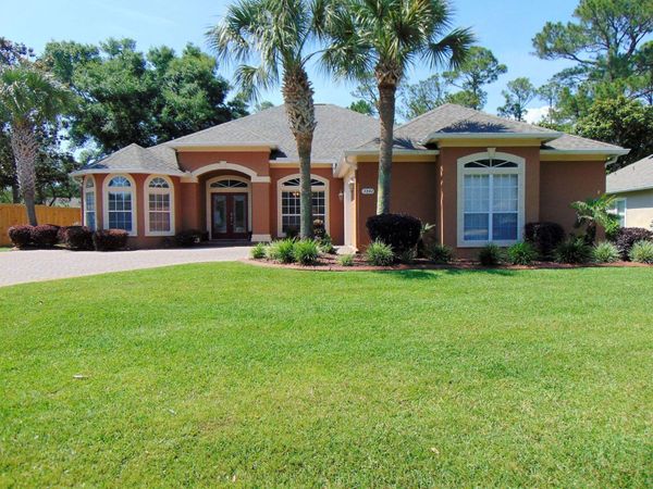 7392 Old Magnolia Court, Navarre, FL 32566