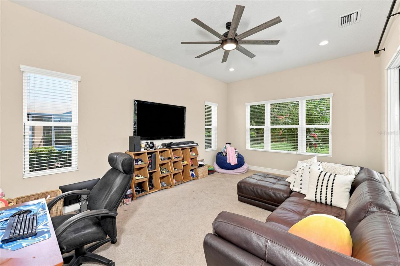 15512 Mossy Ridge Lane, Lithia, FL 33547 Photo