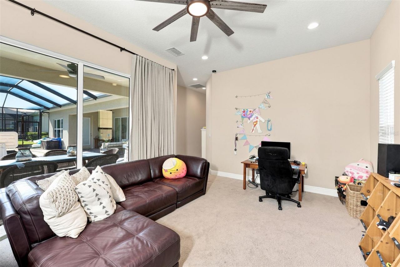 15512 Mossy Ridge Lane, Lithia, FL 33547 Photo