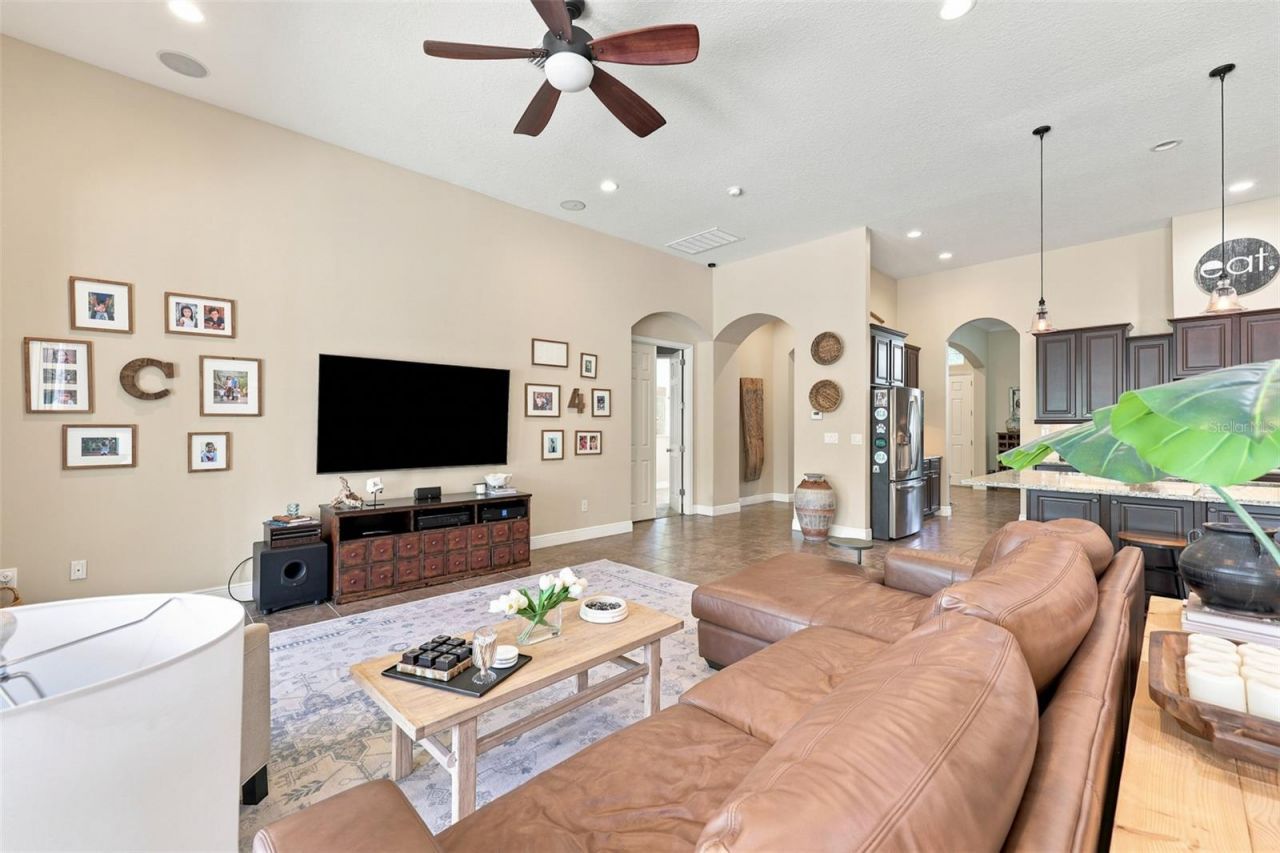 15512 Mossy Ridge Lane, Lithia, FL 33547 Photo