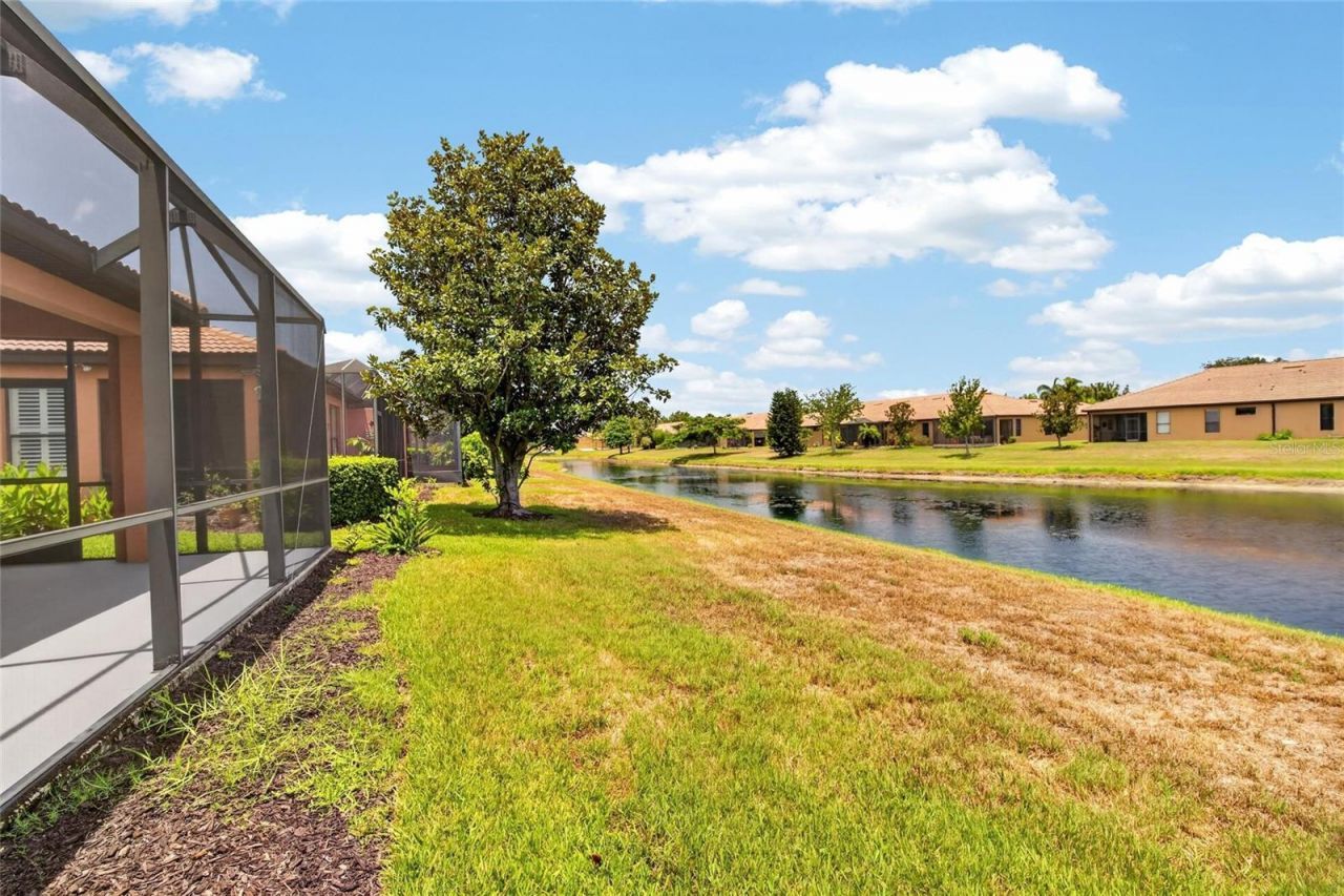 132 Shell Falls Drive , Apollo Beach, FL 33572 Photo