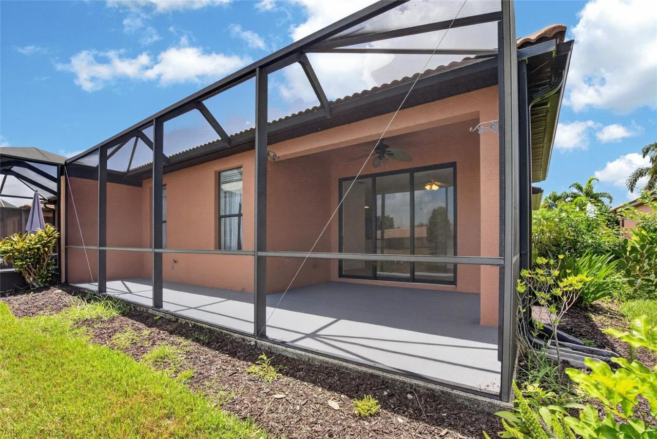132 Shell Falls Drive , Apollo Beach, FL 33572 Photo