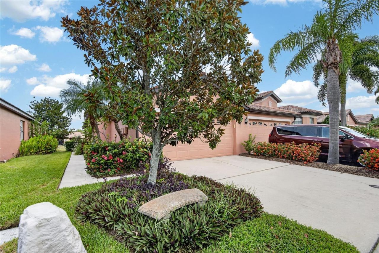 132 Shell Falls Drive , Apollo Beach, FL 33572 Photo