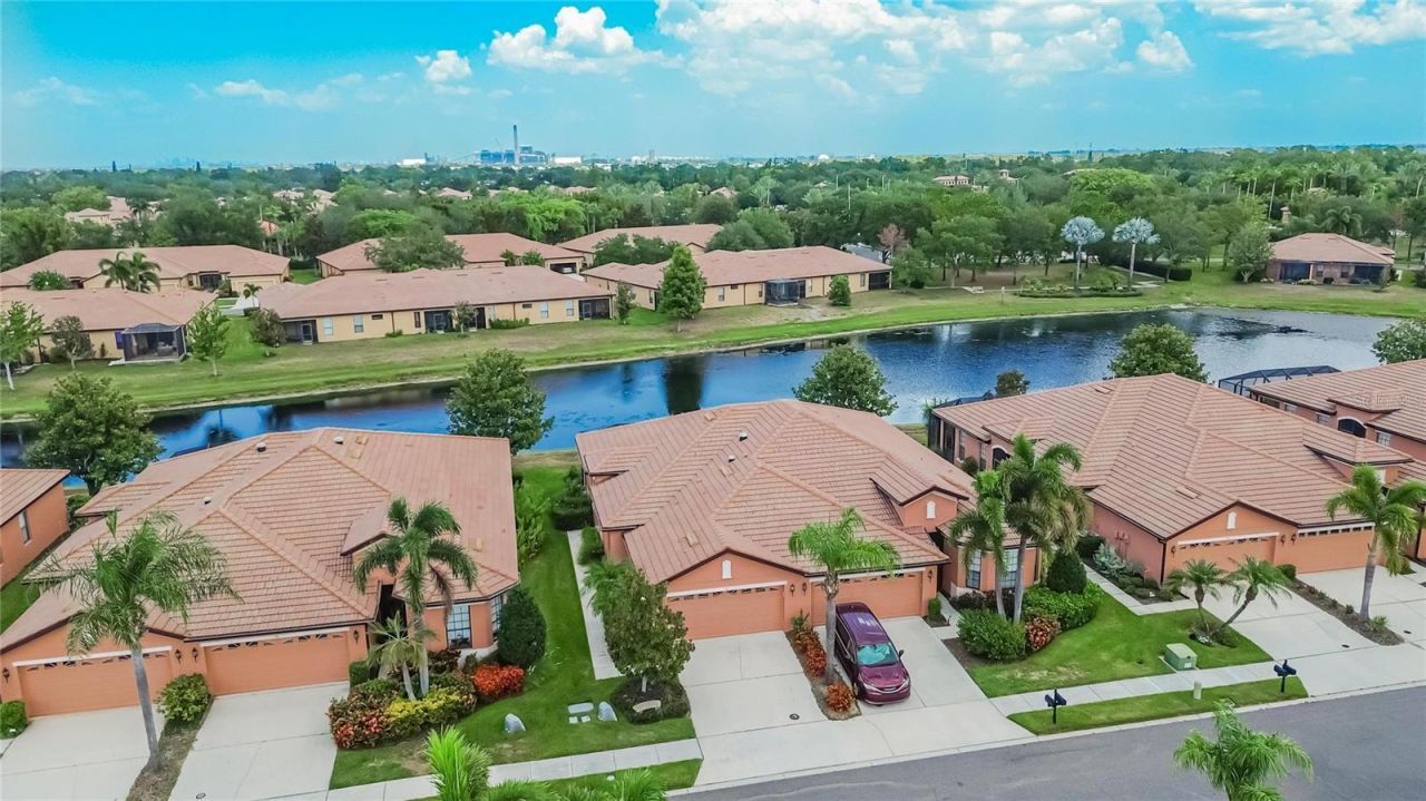 132 Shell Falls Drive , Apollo Beach, FL 33572 Photo