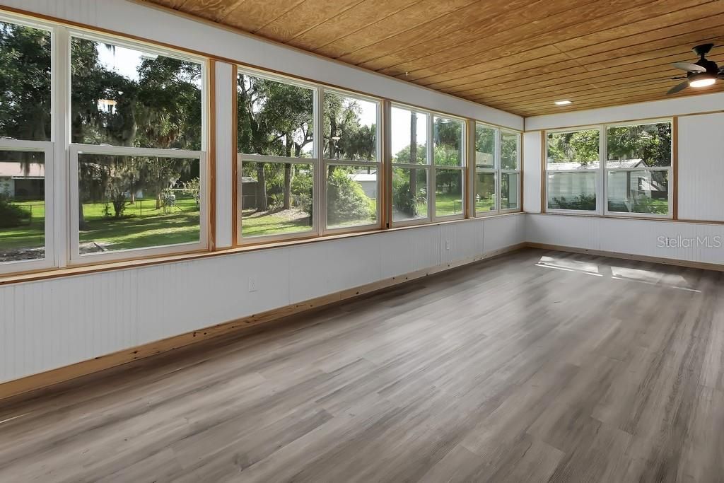 235 W Retta Street , De Leon Springs, FL 32130 Photo