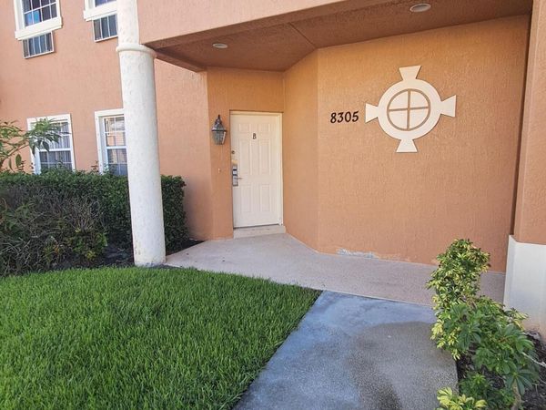 8305 Mulligan Circle, Unit 3213, Port Saint Lucie, FL 34986