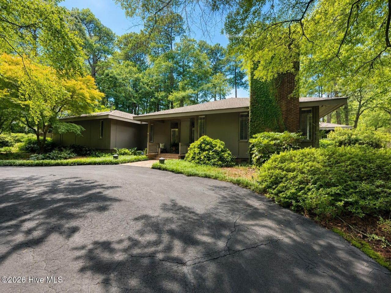 1141 Woodland Drive Nw, Wilson, NC 27893 Main Photo