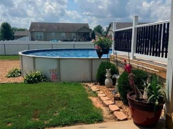 546 NorthHaven Drive , Farmington, MO 63640