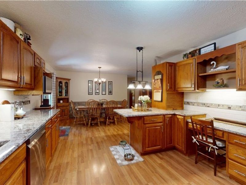 445 Northlake Drive, Vincent, OH 45784 Photo 10