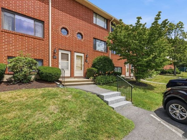 87 Sterling Ln, Unit 87, Haverhill, MA 01835