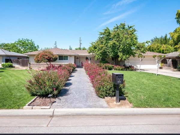 5673 N Ferger Avenue, Fresno, CA 93704