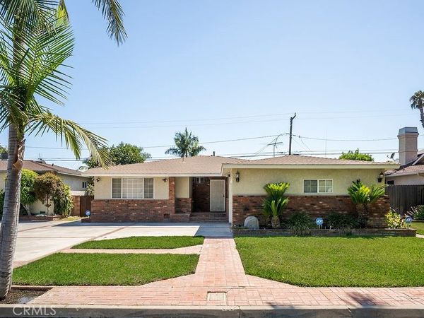 7934 Comolette, Downey, CA 90242