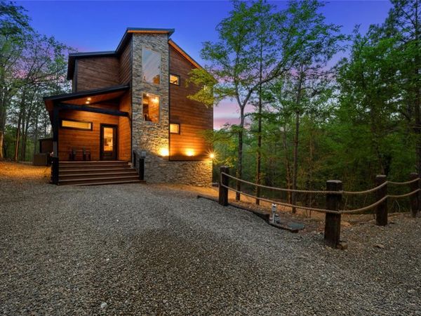 74 Hobie Cat Lane, Broken Bow, OK 74728