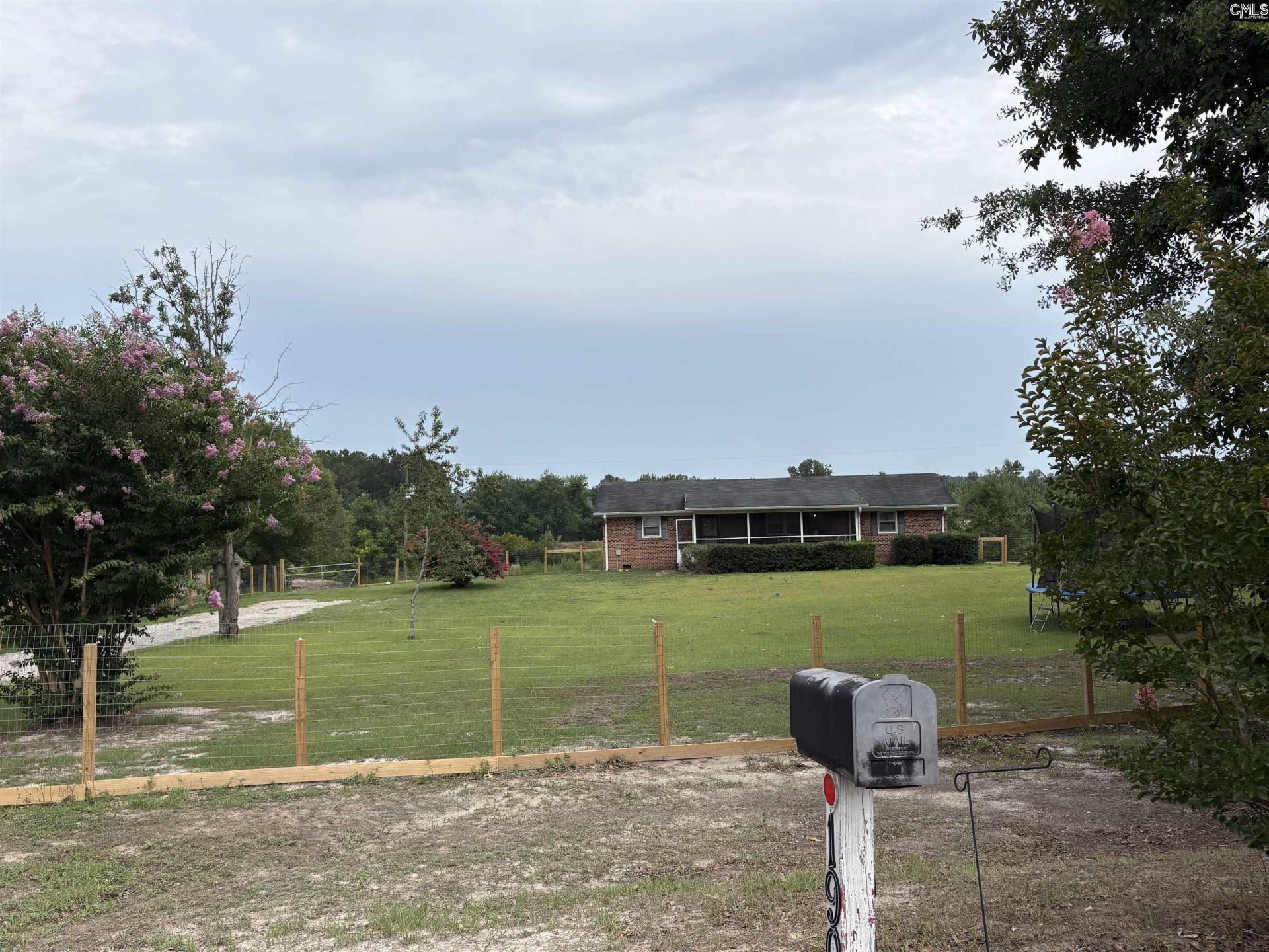 1904 Watkins Road Photo 39