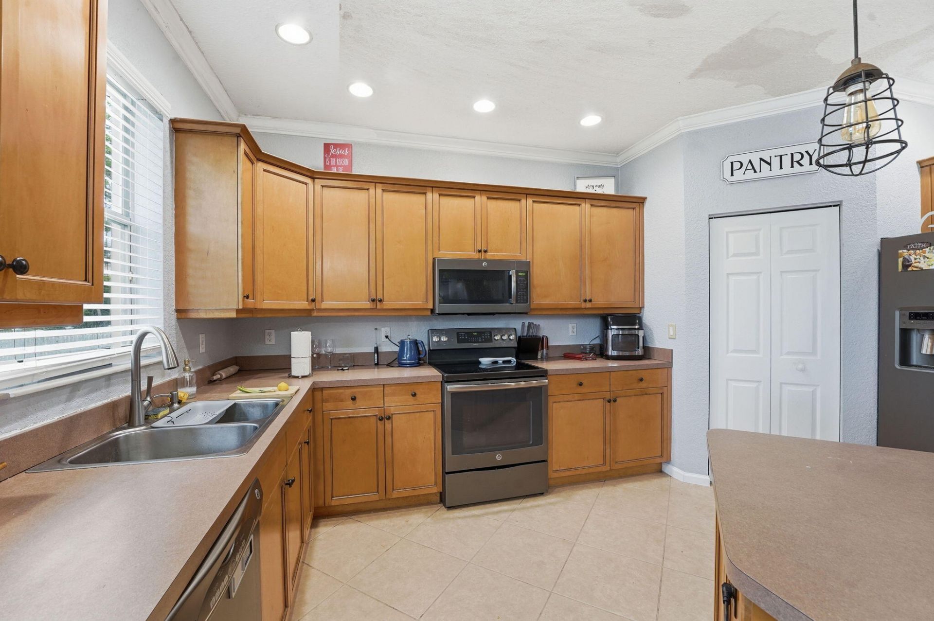 2753 Misty Oaks Circle, Royal Palm Beach, FL 33411 Photo