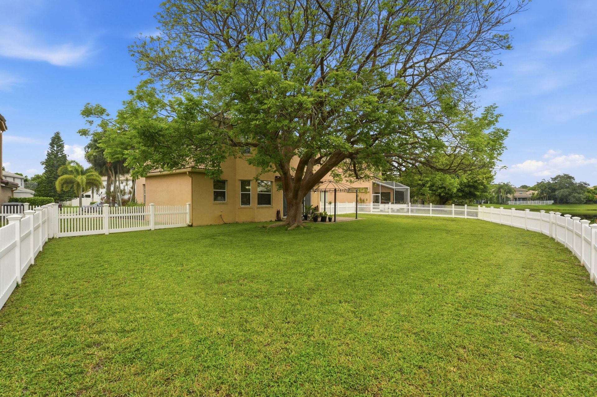 2753 Misty Oaks Circle, Royal Palm Beach, FL 33411 Photo