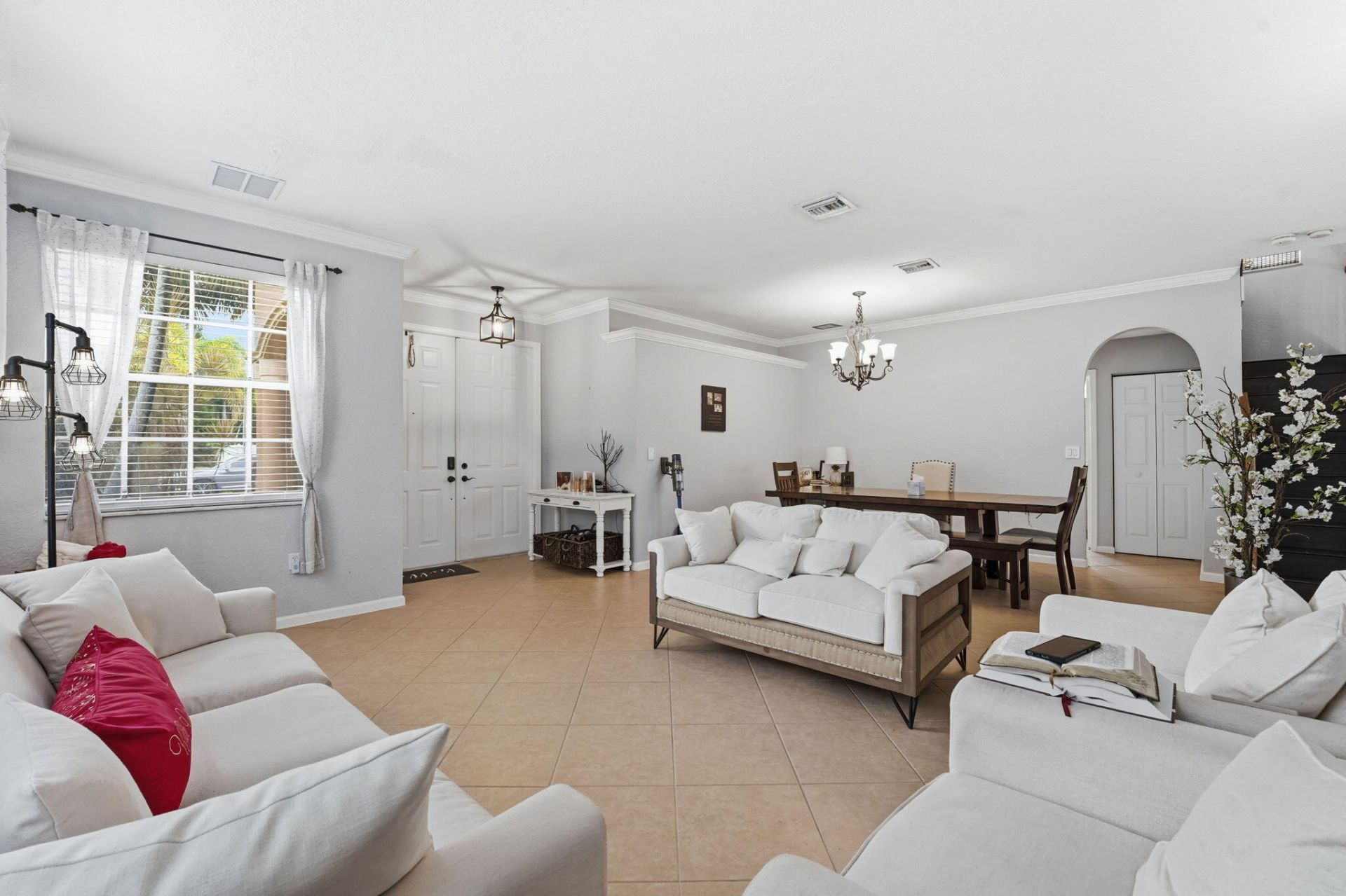 2753 Misty Oaks Circle, Royal Palm Beach, FL 33411 Photo