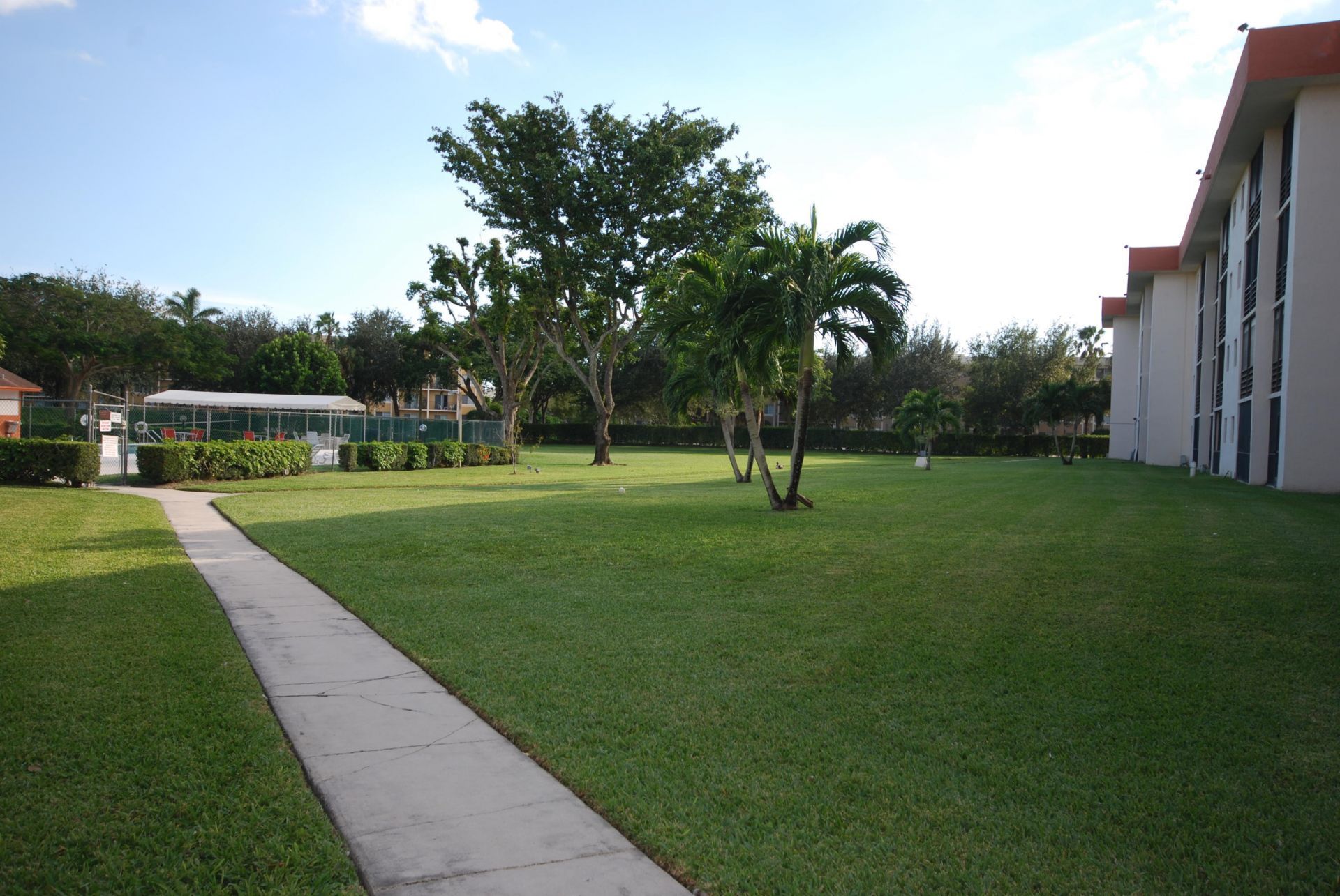 5917 Via Vermilya, Unit 308, Lake Worth, FL 33462 Photo