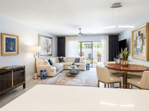 800 Meadowland DR, Unit N, NAPLES, FL 34108