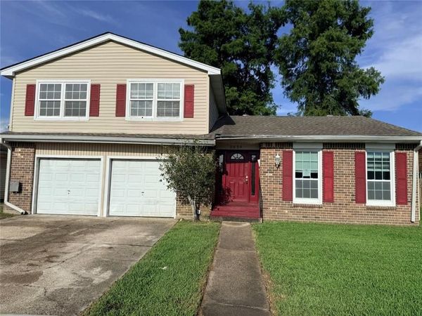 2529 W CATAWBA Drive , Harvey, LA 70058