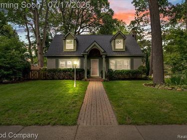 231 N Vermont Avenue, Royal Oak, MI 48067
