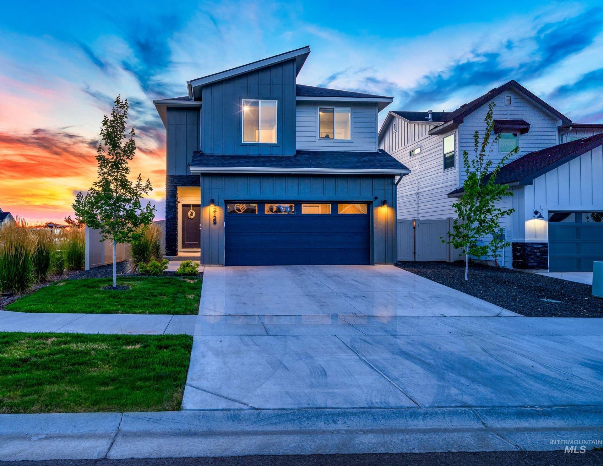 2129 S Saltbrush Way, Meridian, ID 83642 Main Photo