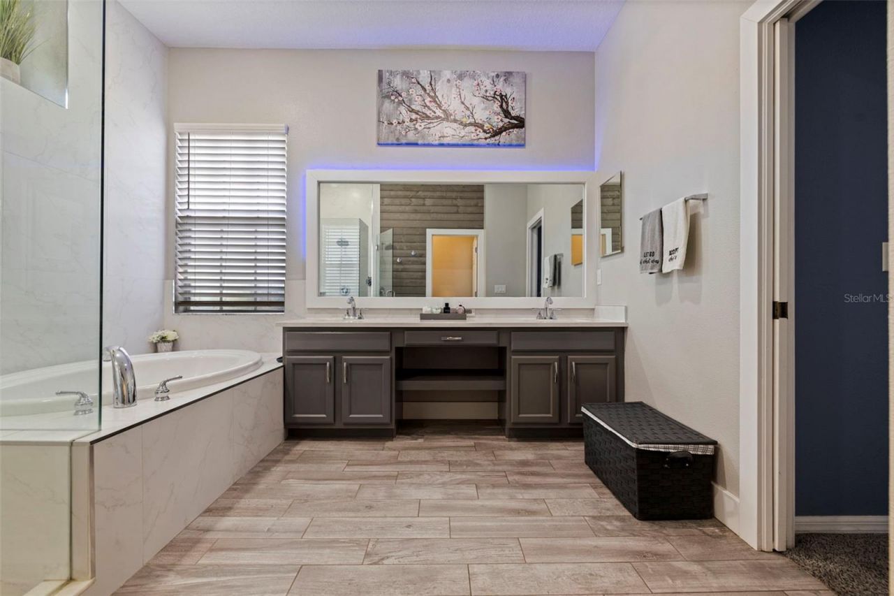 11508 Oyster Bay Circle, New Port Richey, FL 34654 Photo